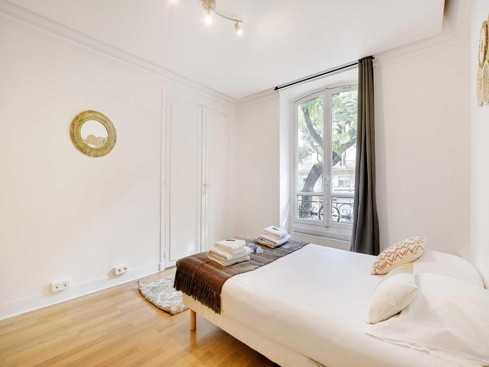 Chic apartment - 3BR10P - Gare de lEstRepublique Apartment in Paris