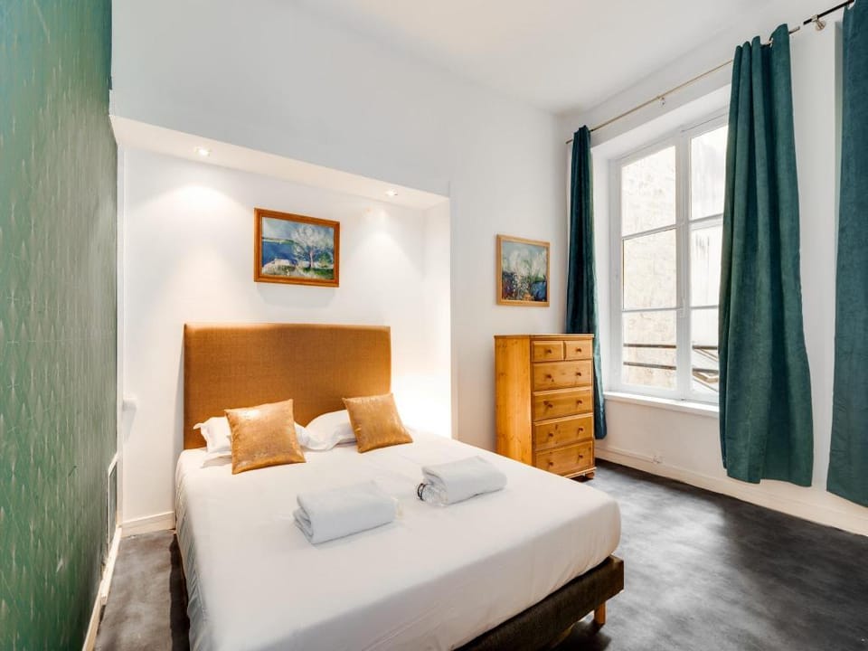Chic apartment - 2BR5P - Boulevard Saint-Germain Apartment in Paris