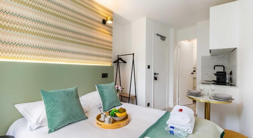 Cosy studio - 2P - BeaugrenelleEiffel Tower Apartment in Paris