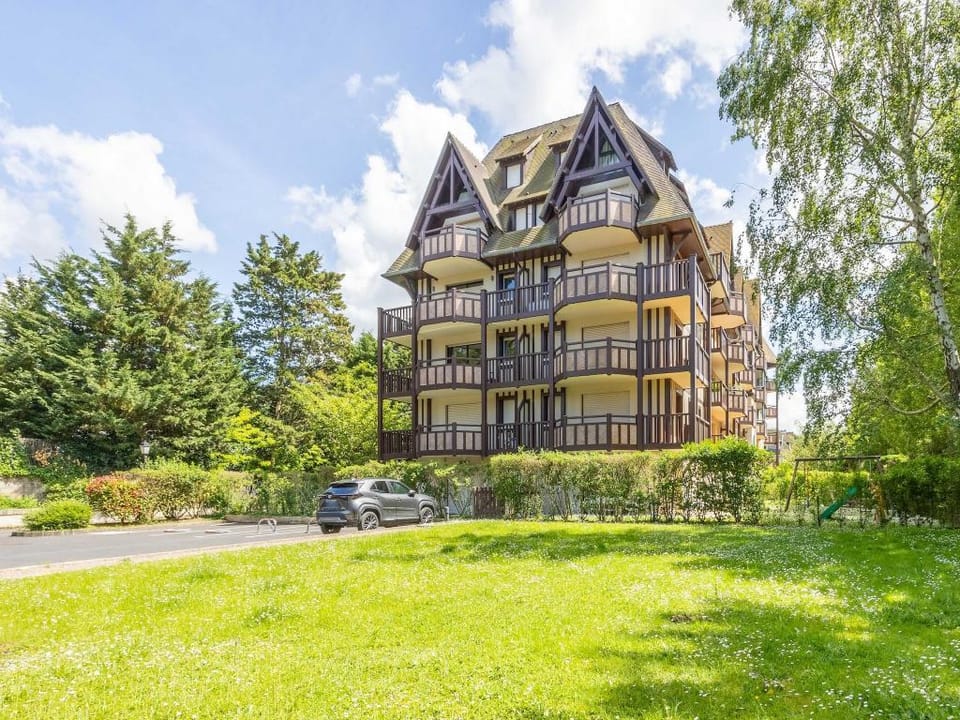 Cosy apt with parking  balcony - 4P - Deauville Hotel in Deauville