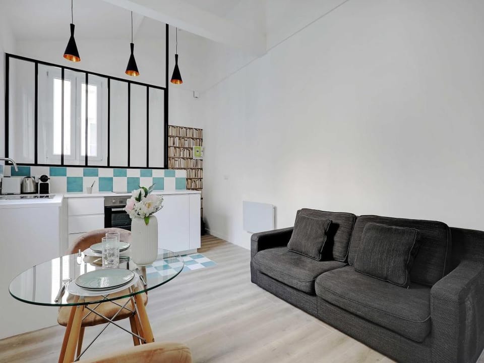 Intimate apartment - 1BR4P - Saint-Lambert Apartment in Paris