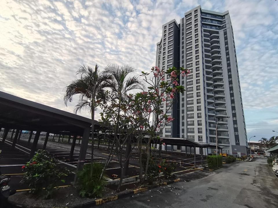 Ampang Hilir Lake View Suite or Rooms Apartment in Federal Territory of Kuala Lumpur