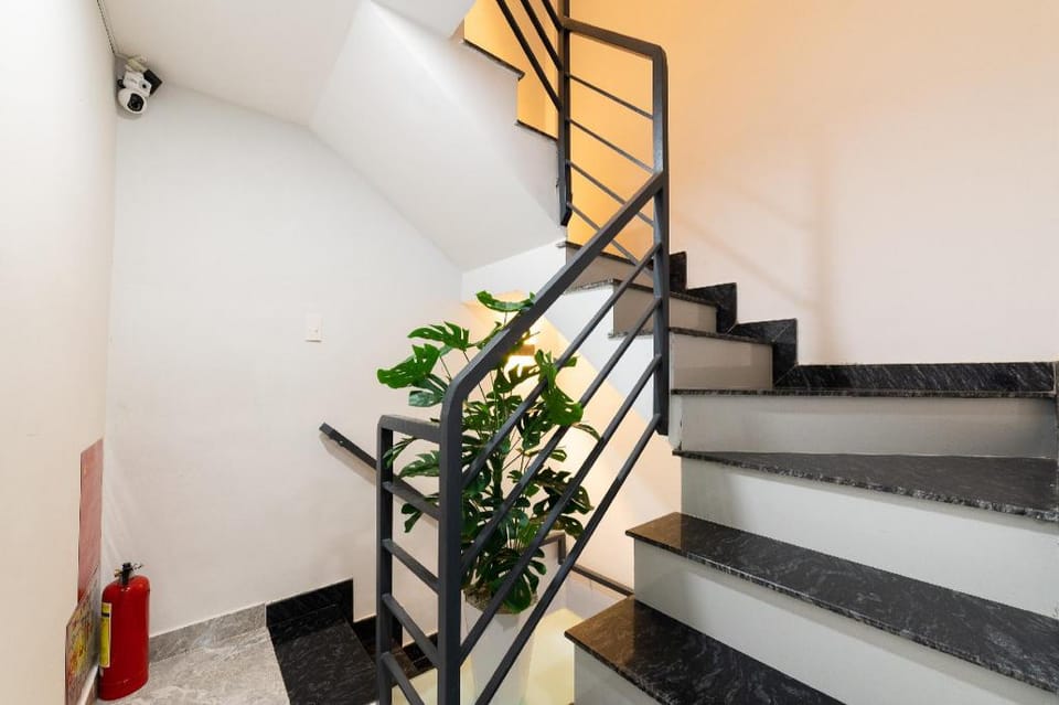 Bui Vien Beats - Balcony & Netflix Studio, D1 Vacation rental in Ho Chi Minh City