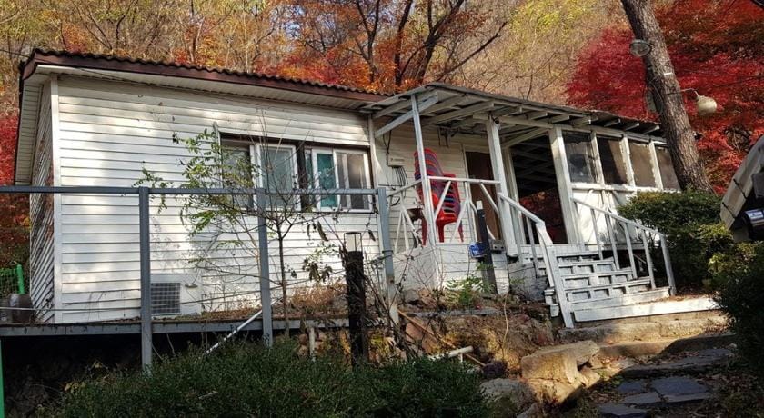Wolbyeok Town Bed and Breakfast in Seoul