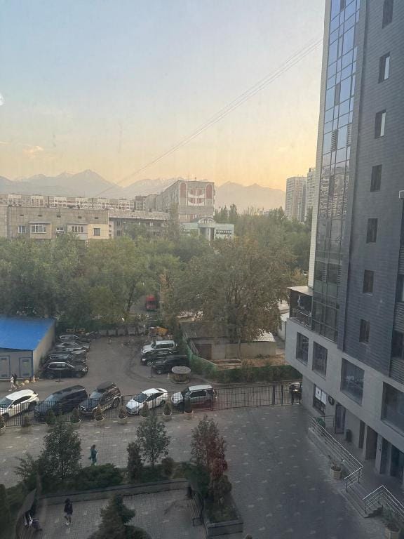 Креативная квартира! Apartment in Almaty