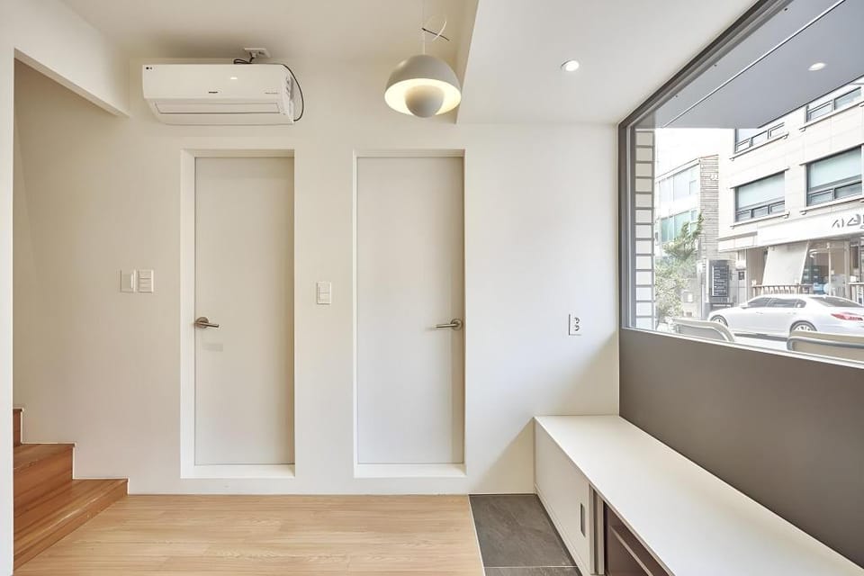 The Capsule Banpo Bed and Breakfast in Seoul