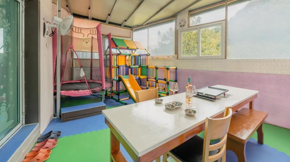 Gapyeong gabom Kids Poolvilla Pension Bed and Breakfast in Gyeonggi-do