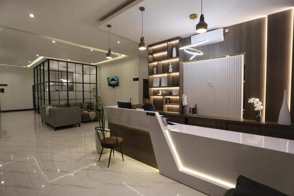 Resong Hotel Hotel in Padang