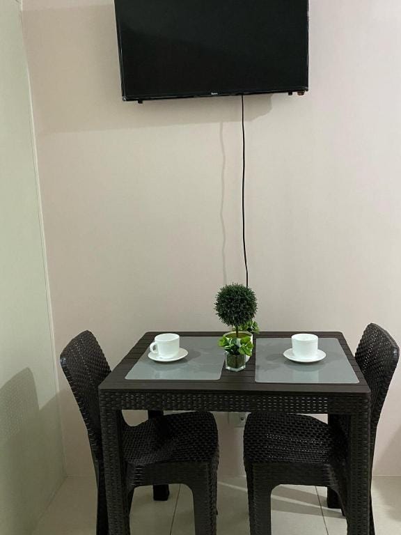 Lavish One Bedroom Unit Apartment in Las Pinas