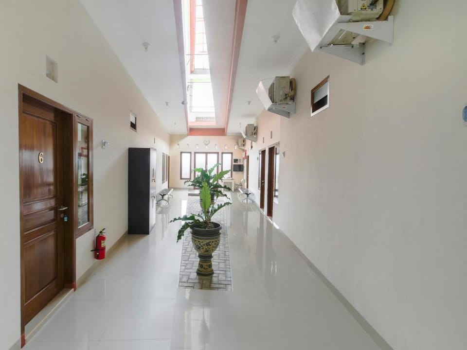 Super OYO 3314 Syariah House Hotel in Indonesia