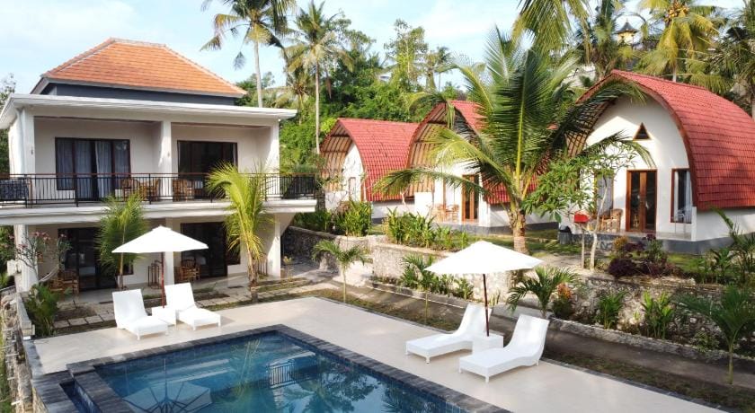 The Lebah Kelingking Villa Bed and Breakfast in Nusapenida