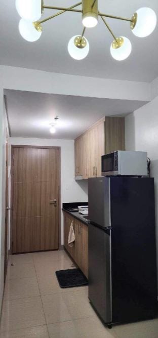 Shore 2 Res.  Near International Airport Manila Apartment in Pasay