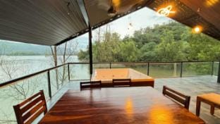 Meraki lake villa  Villa in Maharashtra