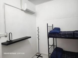 Mawar Homestay (Upper Floor Apartment) Vacation rental in Johor
