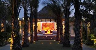 Luxury Villa with Private Pool Near Massimo Gelato Vacation rental in Denpasar