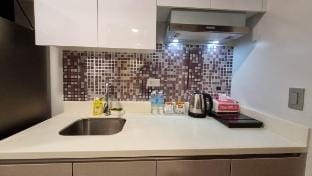 Chloe @ 38 Park Apartment in Lapu-Lapu City