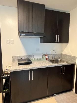 The Rochester- Bridgeview tower Apartment in Pasig