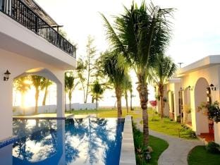 Amanda villa - In Front Is The Sea Villa in Phan Thiet