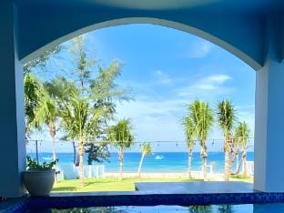 Amanda villa - In Front Is The Sea Villa in Phan Thiet