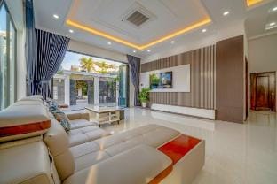 Luxury Diamond Villa 2 cạnh biển Villa in Vung Tau