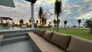 2 Villas Next Door- In Great Location - View Biển Villa in Phan Thiet