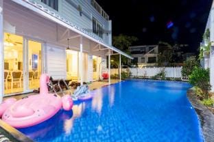 Seaside Villa Near Beach - Room Karaoke Free Villa in Vung Tau