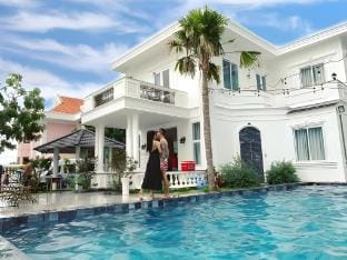 RL03 Villa - Large Swimming Pool Villa in Vung Tau