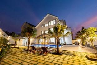 Rl16 Villa - Large Swimming Pool 100M2 Villa in Vung Tau