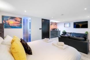 Stanley Cottage, Greenford - Studio Room Apartment in London Borough of Ealing