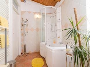 Villa Gemma - Four Bedroom Villa with Terrace and Swimming Pool Villa in Srebreno