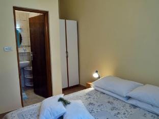 Apartments Vera -  Comfort One-Bedroom Apartment with Terrace and Sea View Irena Apartment in Dubrovnik-Neretva County