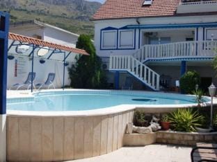 Villa Elit - Comfort Two Bedroom Apartment with Terrace  A5 Apartment in Split-Dalmatia County