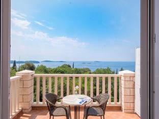 Villa Panorama Dubrovnik S1 - Deluxe Double Room with Terrace and Sea View Apartment in Plat