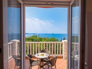 Villa Panorama Dubrovnik S1 - Deluxe Double Room with Terrace and Sea View Apartment in Plat