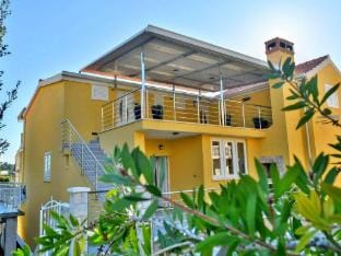 Fancy Apartments Dream - Deluxe One Bedroom Apartment with Balcony and Sea View  4 Apartment in Dubrovnik-Neretva County