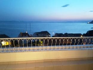 Villa Elit- Three Bedroom Apartment with Sea View Terrace Penthouse Apartment in Split-Dalmatia County