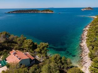 Holiday Home Melanie - Five bedroom house Vacation rental in Dubrovnik-Neretva County