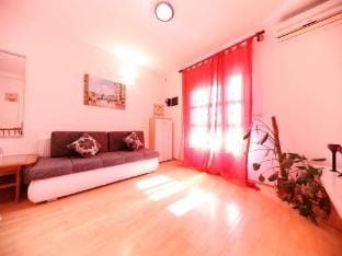 Apartments Melita - Comfort Two Bedroom Apartment with Terrace and Sea View A2 Apartment in Zadar