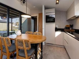 Lakeside Bliss in Friesland Vacation rental in Friesland, Netherlands