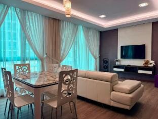 Vivacity 2R2B Jazz Suites 2 | 5pax @YPM507 Apartment in Kuching