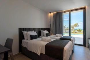 Aethra Grand- Luxury 5-Bed Villa, 700m from Beach Villa in Crete Region