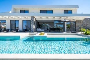 Aethra Grand- Luxury 5-Bed Villa, 700m from Beach Villa in Crete Region