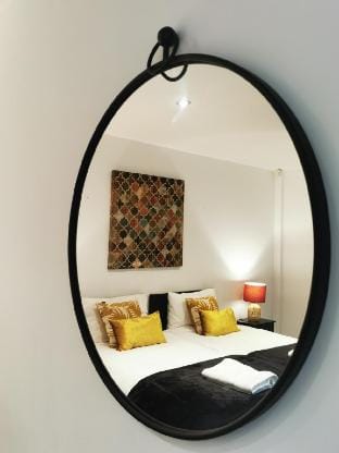 Private maisonette by Anfield, central location. Apartment in Liverpool