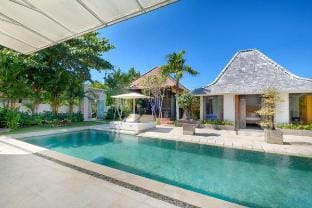 Andani Modern 3BR Private Pool Villa #IQ14 Villa in North Kuta
