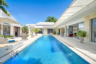 Andani Modern 3BR Private Pool Villa #IQ14 Villa in North Kuta
