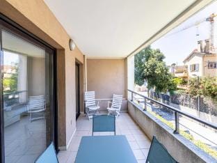 Charming 1 bedroom flat with balconypool - Cannes Apartment in Cannes