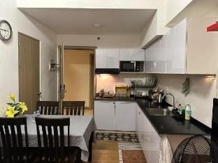 TriG's Place @Grace Residence w/ Wi-Fi & Netflix Apartment in Makati