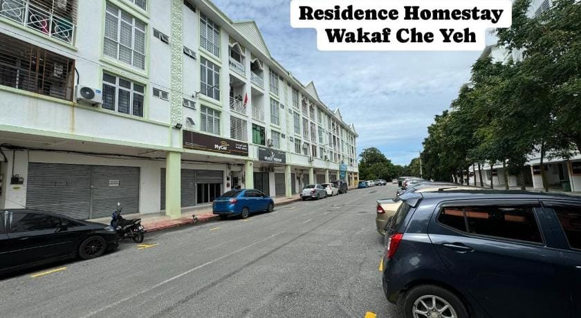 Residence Homestay Wakaf Che Yeh Apartment in Malaysia