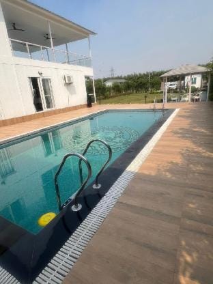 VacationBuddy Elysian Farm with Pool @ Noida Villa in Noida