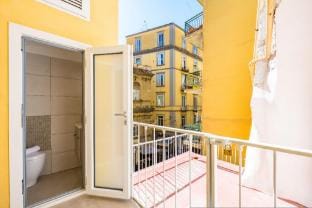 Maison Vittorio Emanuele Apartment in Naples